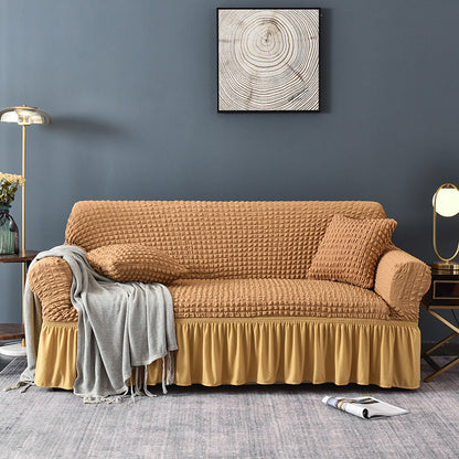 🛋️ 50% RABATT! 🎄 Universeller Sofabezug mit Rüschenrock – Dehnbar, rutschfest & perfekt für Weihnachten und den täglichen Schutz ✨