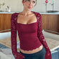 👚 60% RABATT! 🌸 Einfarbiges Damen-T-Shirt – Spitzenblumenmuster, Gesplittete Rüschen & Transparente Ärmel für Romantischen Look ✨
