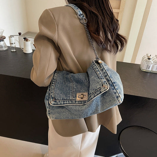👜 50% RABATT! 🏛️ Retro-Umhängetasche mit großem Fassungsvermögen & Kettenriemen – Robuster Kunstleder-Look, geräumiges Hauptfach & stilvoller Kettenriemen – perfekt für Shopping, Reisen oder den täglichen Gebrauch ✨