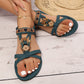 👡 50% RABATT! 🌼 Flache Damen-Sandalen – Runde Zehen, atmungsaktiv & Blumen-Dekor – Verstellbarer Knöchelriemen – ideal für Strand, Spaziergänge oder den Alltag ✨