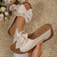 👡 60% RABATT! 🎀 Damen-Bowknot Zehenfreie Keilabsatz-Sandalen – Stilvoll, Bequem & Perfekt für Sommer & Feste 🌸