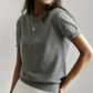 👚 50% RABATT! 🌞 Damen Strickoberteil mit Rundhalsausschnitt & kurzen Ärmeln – Weiche Baumwollmischung, leichte Passform & perfekt für Frühling, warme Tage oder lockere Büro-Looks ✨