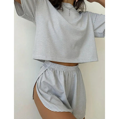 👚 50% RABATT! 🌙 Damen-Loungewear-Set mit Streifen & kurzen Ärmeln – Bequem, atmungsaktiv & stylisch für Zuhause und Entspannung ✨