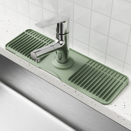🚰 KAUFE 2, ERHALTE 1 GRATIS! 🧼 Schnelltrocknende Wasserhahnmatte für Die Küchenspüle – Silikon, Rutschfest & Ideal Zum Auffangen Von Wasser & Schmutz 🍽️