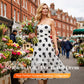 👗 50% RABATT! ✨ Elegantes Trägerloses Tupfen-Stufenkleid – Fließender Stoff, Schmeichelhafter Schnitt & Perfekt Für Einen Romantischen Sommerlook ☀️