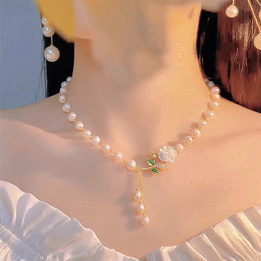 🌸 50% RABATT! ✨ Damen Halskette mit Rosen und Perlen – Romantisch, elegant & zeitlos – Zartes Design, perfekt für besondere Anlässe oder als tägliches Statement – ein echter Blickfang 💎