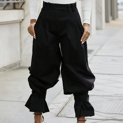 👖 50% RABATT! 🎉 Damen Laternen-Hose mit Falten & Rüschenabschlüssen – Leicht & luftig – Perfekt für Sommer, Strand oder einen romantischen Boho-Look – feminin und bequem 🌸
