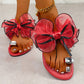 👡 50% RABATT! 🌸 Elegante Flachsandalen – Oversize Organza-Schleife & funkelnder Stein – Rutschfeste Sohle, 8 Größen, 4 Farben – perfekt für Strand & Stadt 🌊