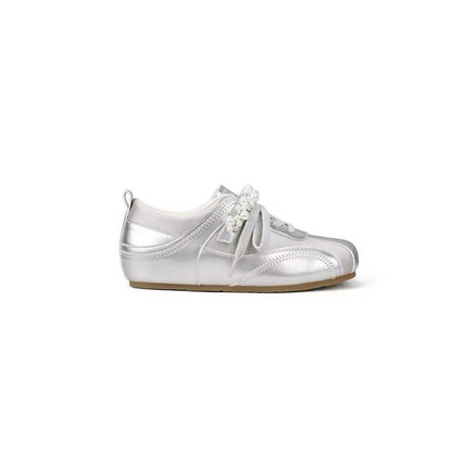 👟 50% RABATT! ✨ Damen Retro Trainer mit Perlen & Schleifenband – Stylisches Design, bequeme Sohle & einzigartige Verzierung – Perfekt für den täglichen Look & besondere Anlässe 🌸