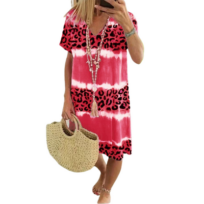 🐆 50% RABATT! 👗 Damen Casual Batik Leopardenmuster V-Ausschnitt Kleid – Leichter Stoff, lässiger Schnitt & stylishes Design – Perfekt für Sommer, Strand & Alltag ☀️