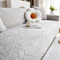 🛋️ 50% RABATT! 🌸 Rutschfester 3D-Kamelien-Jacquard-Sofabezug – Dekorative Eleganz, rutschfest & pflegeleicht – Perfekt für stilvollen Möbelschutz im Alltag ✨